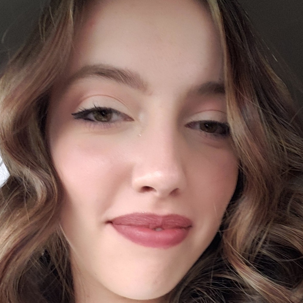 Meet your Posher, Breana